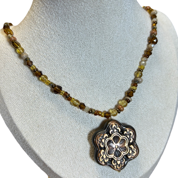Handmade Vintage style Flower Necklace